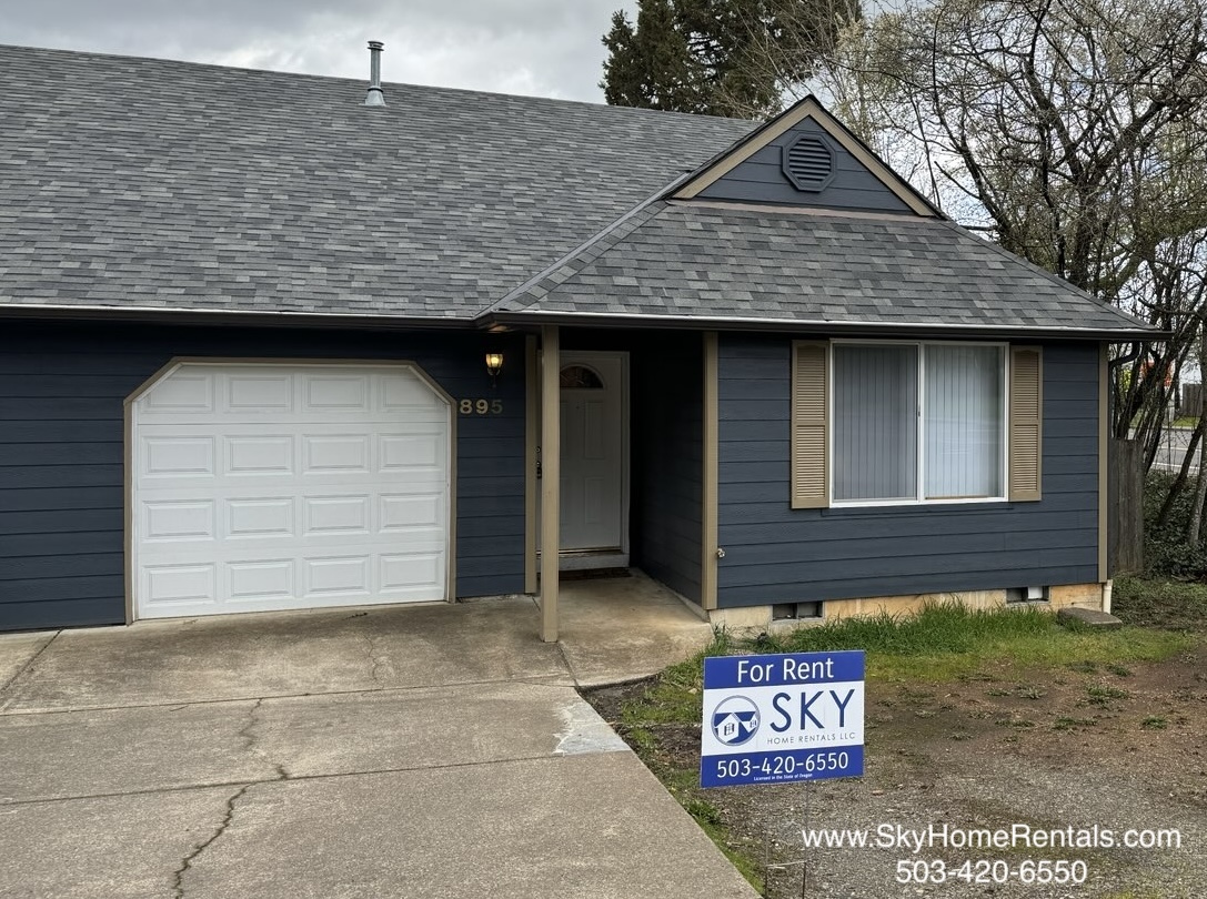885-895 Boxwood Lane Southeast - 895